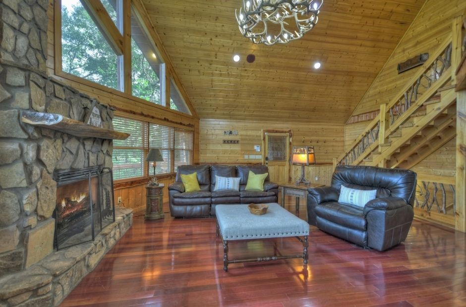 Choctaw Mtn Lodge living room